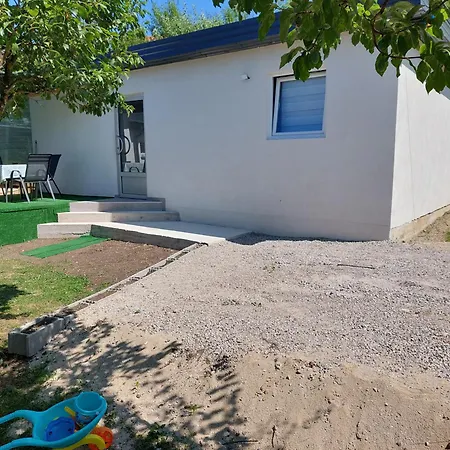 Apartment Alina&alan 2 *